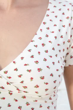 Clearance Amara Floral Top Florals