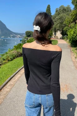 New Gaia Off The Shoulder Top Long Sleeves