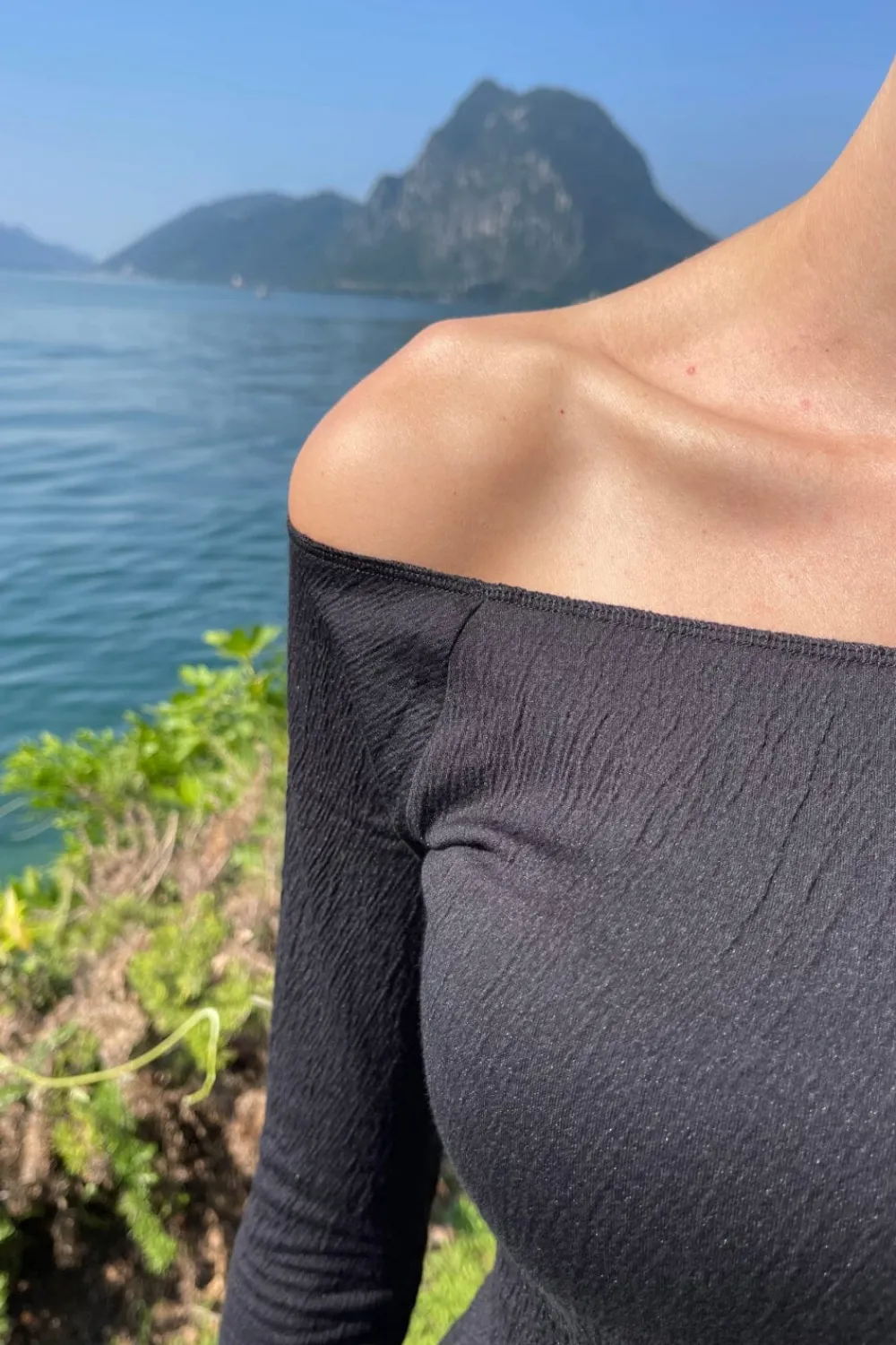 New Gaia Off The Shoulder Top Long Sleeves