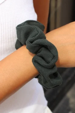 Discount Ribbed Scrunchie Hair Accessories